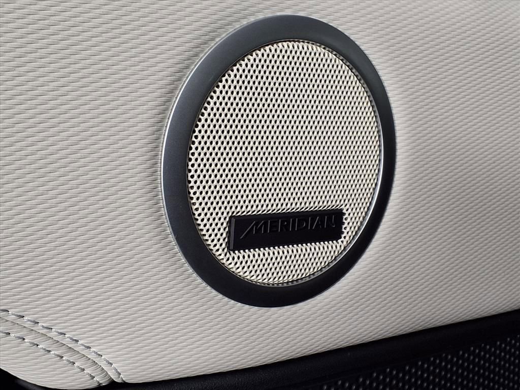 Used 2023 Land Rover Discovery HSE R-Dynamic image 26