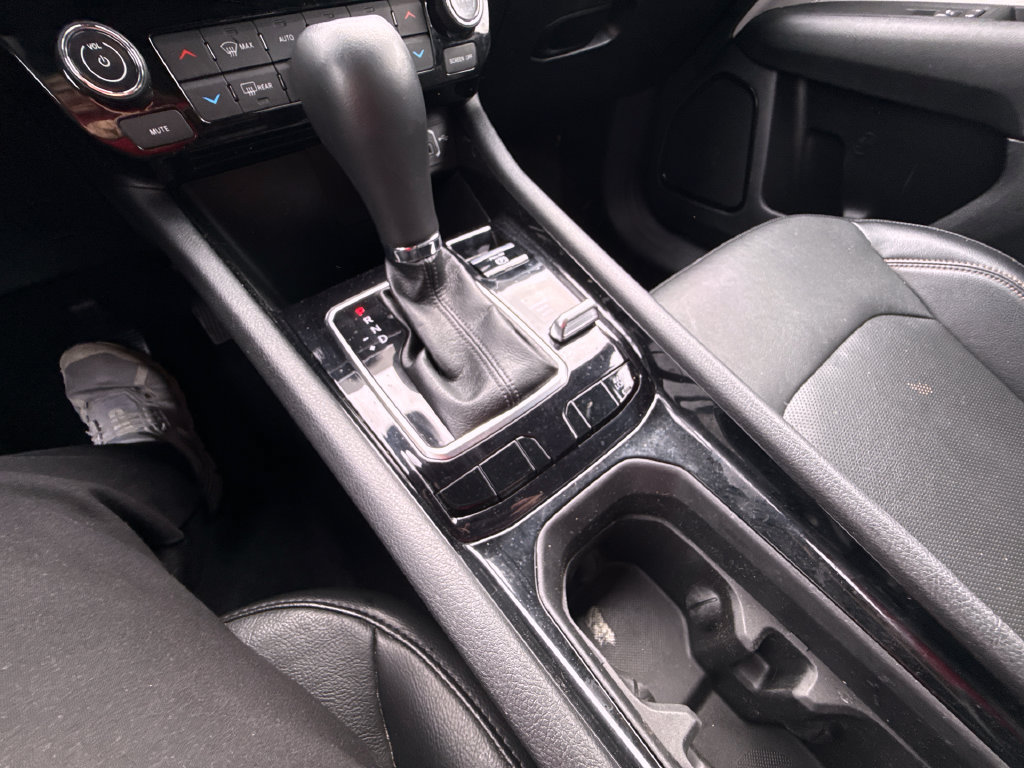 Used 2023 Jeep Compass Limited w/ Elite Group AWD/4WD image 25