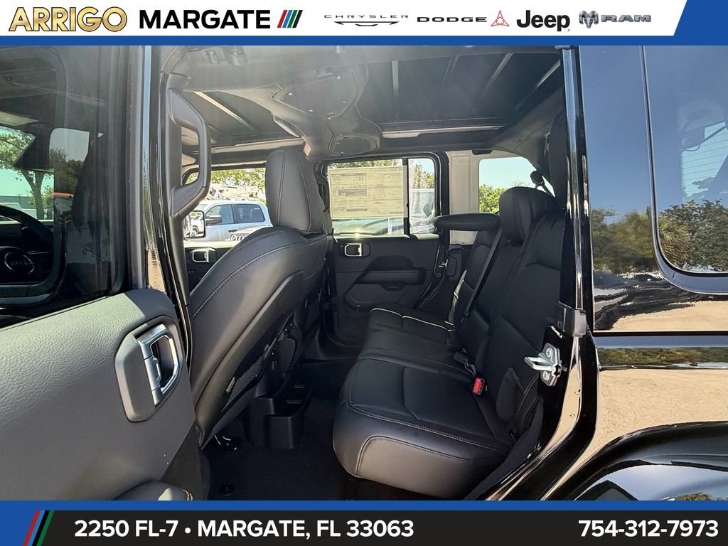 New 2026 Jeep Wrangler Unlimited Sahara AWD/4WD image 11