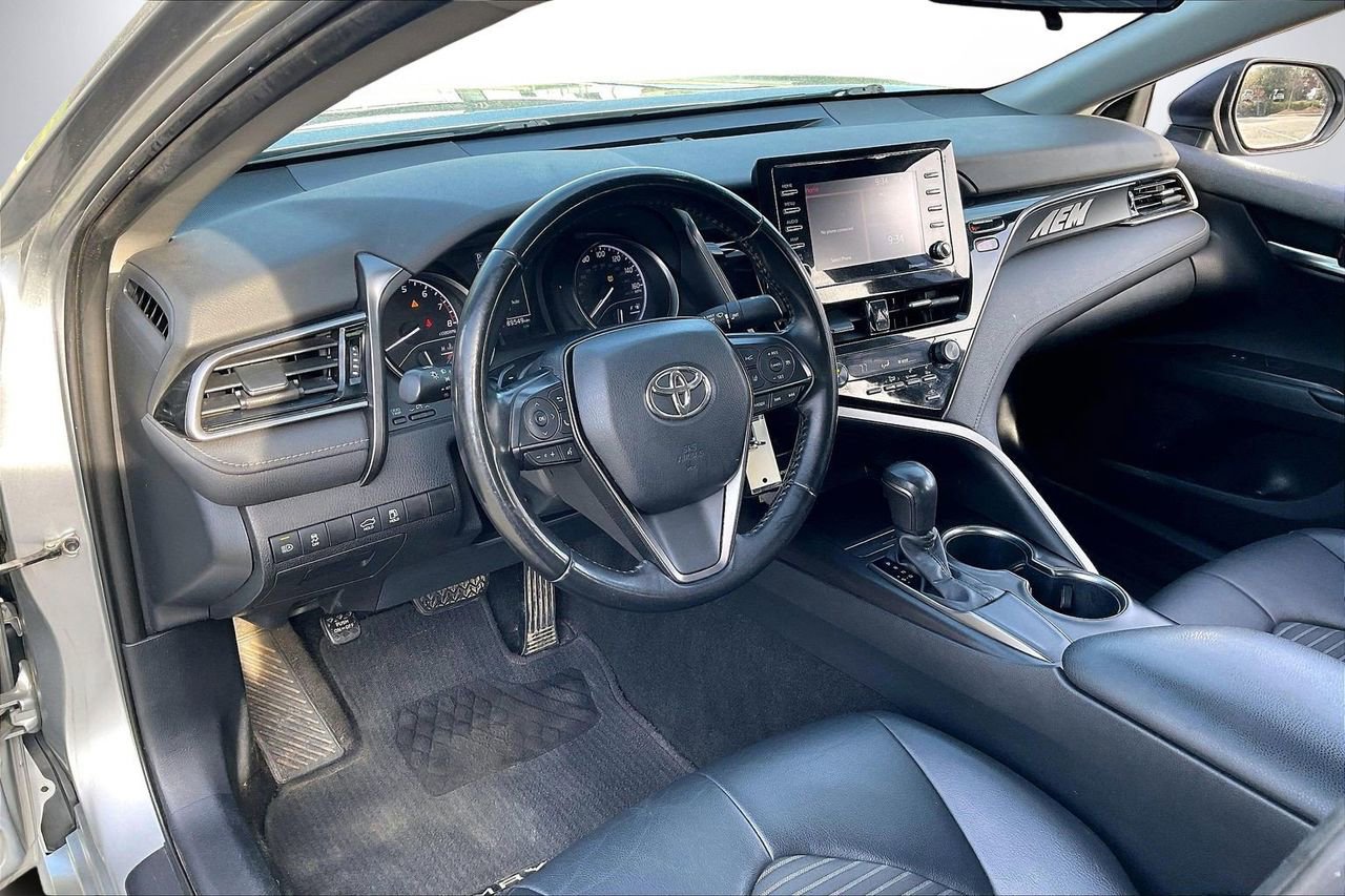 Used 2021 Toyota Camry SE image 18