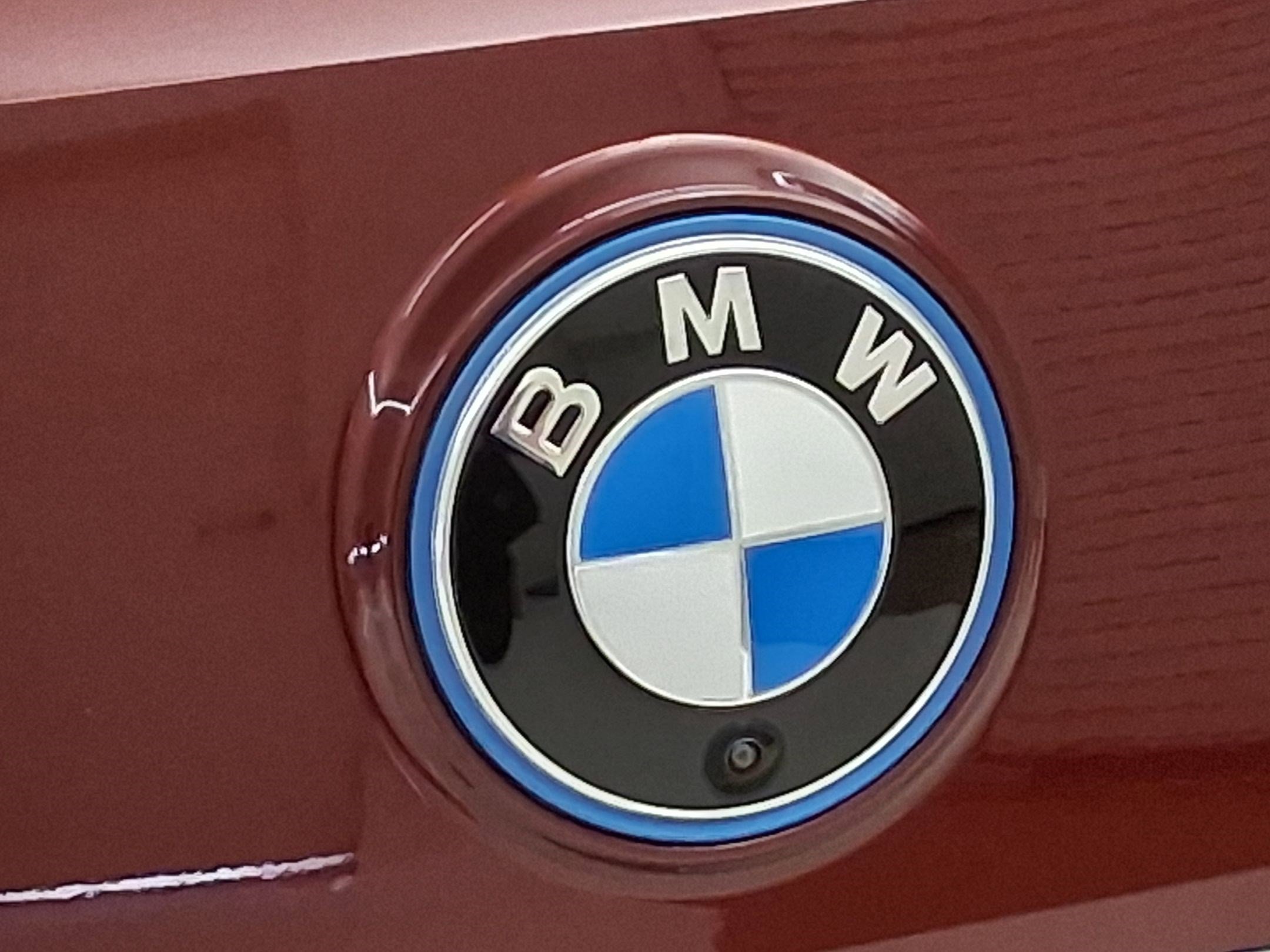 Certified 2023 BMW iX xDrive50 w/ Premium Package image 20