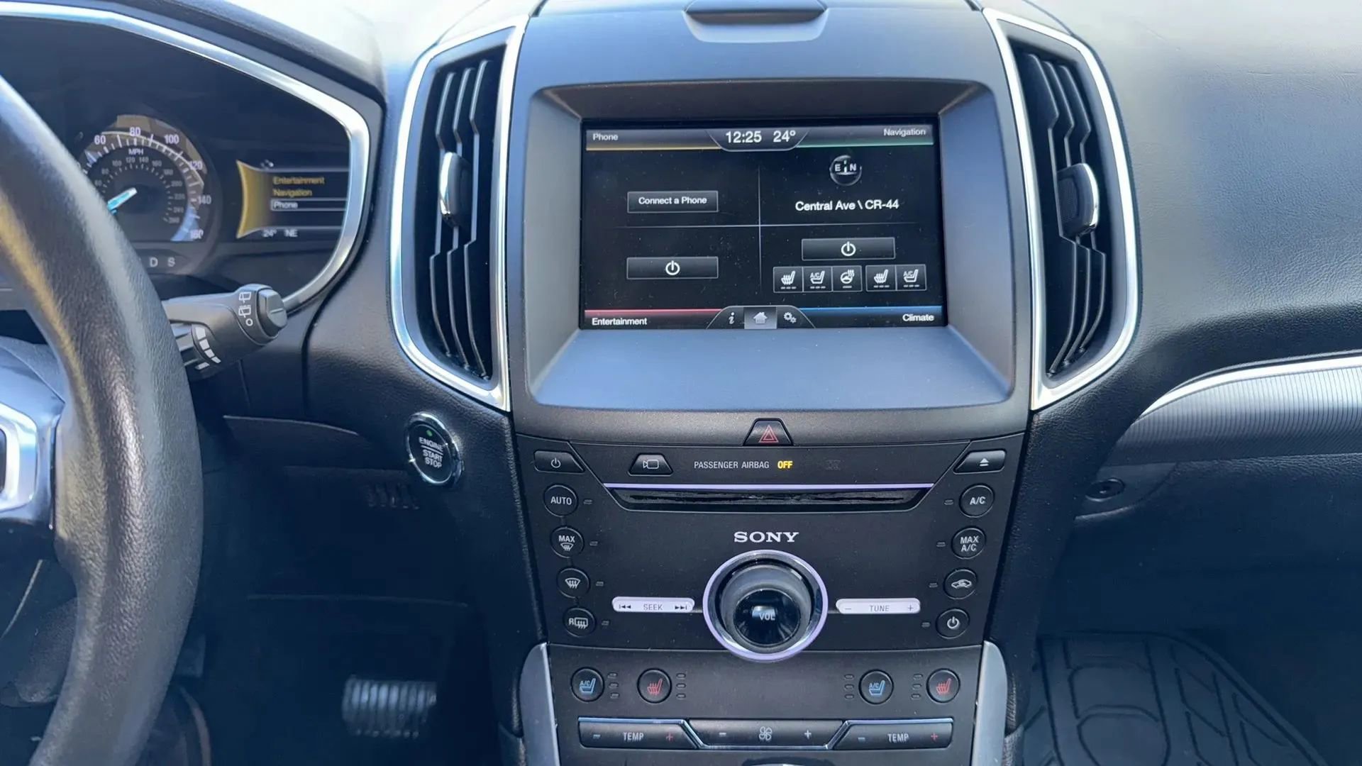 Used 2015 Ford Edge Titanium w/ Equipment Group 302A image 18