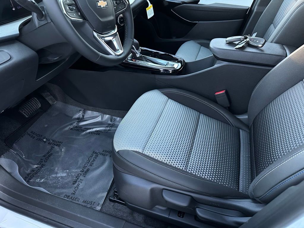 New 2026 Chevrolet Trax LT w/ Driver Confidence Package image 11