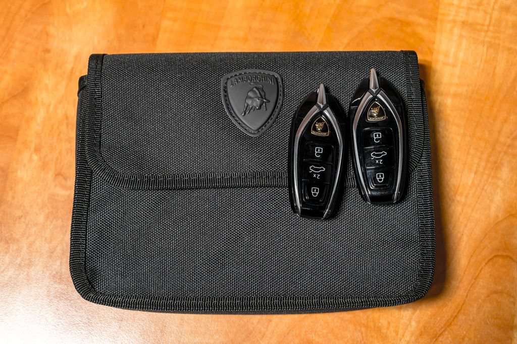 Used 2024 Lamborghini Urus S AWD/4WD image 69