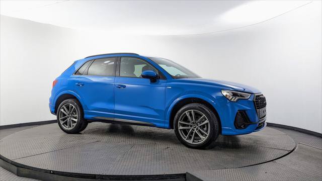 Used 2023 Audi Q3 2.0T Premium w/ Black Optic Sport Package AWD/4WD image 11
