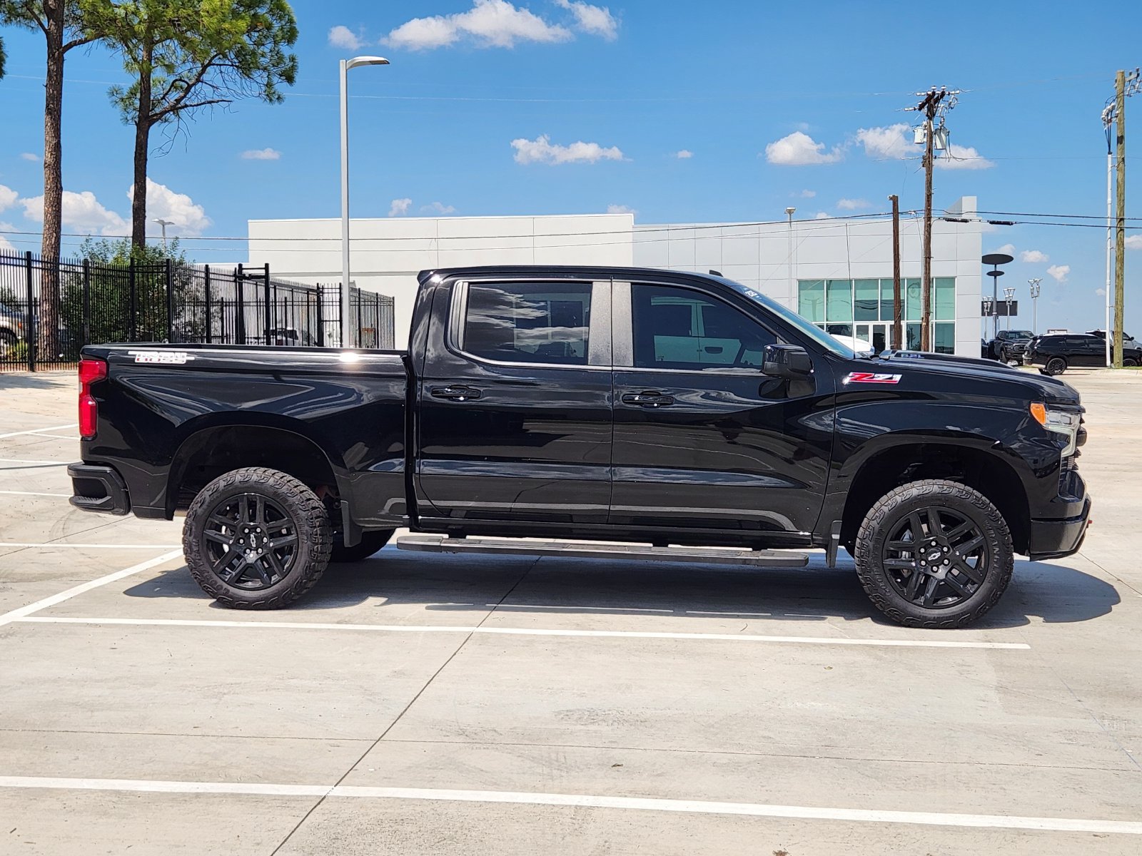 Certified 2026 Chevrolet Silverado 1500 LT Trail Boss w/ Convenience Package II AWD/4WD image 8