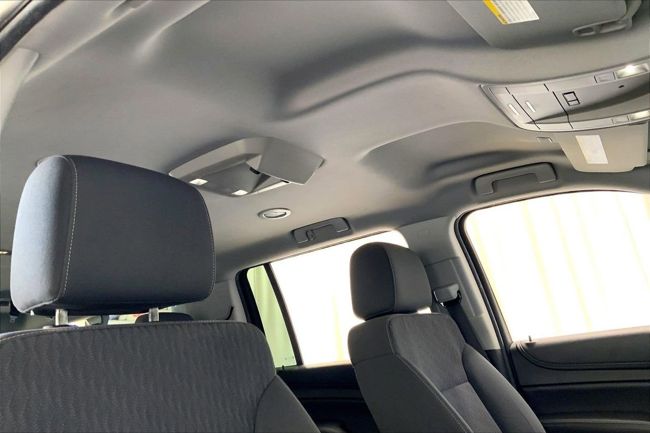 Used 2019 Chevrolet Suburban LS image 25