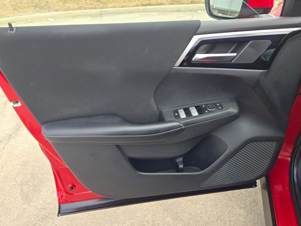 Used 2022 Mitsubishi Outlander ES image 18