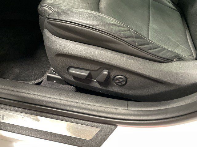 Used 2017 Hyundai Sonata Limited 2.0T FWD image 14