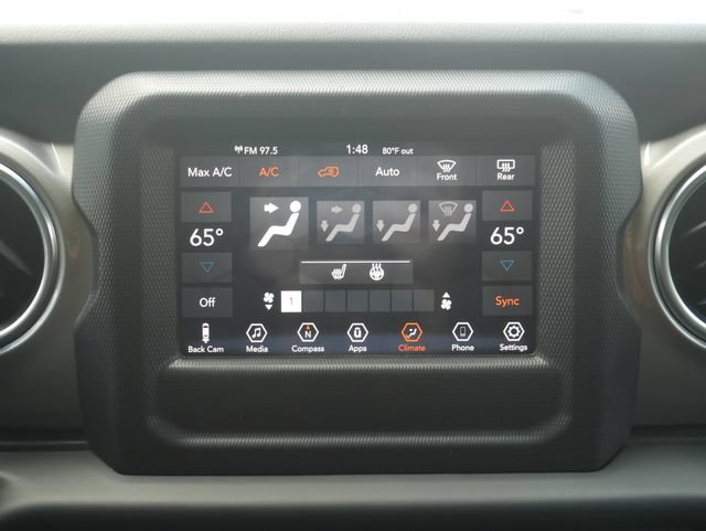 Used 2019 Jeep Wrangler Unlimited Sahara w/ Cold Weather Group AWD/4WD image 18