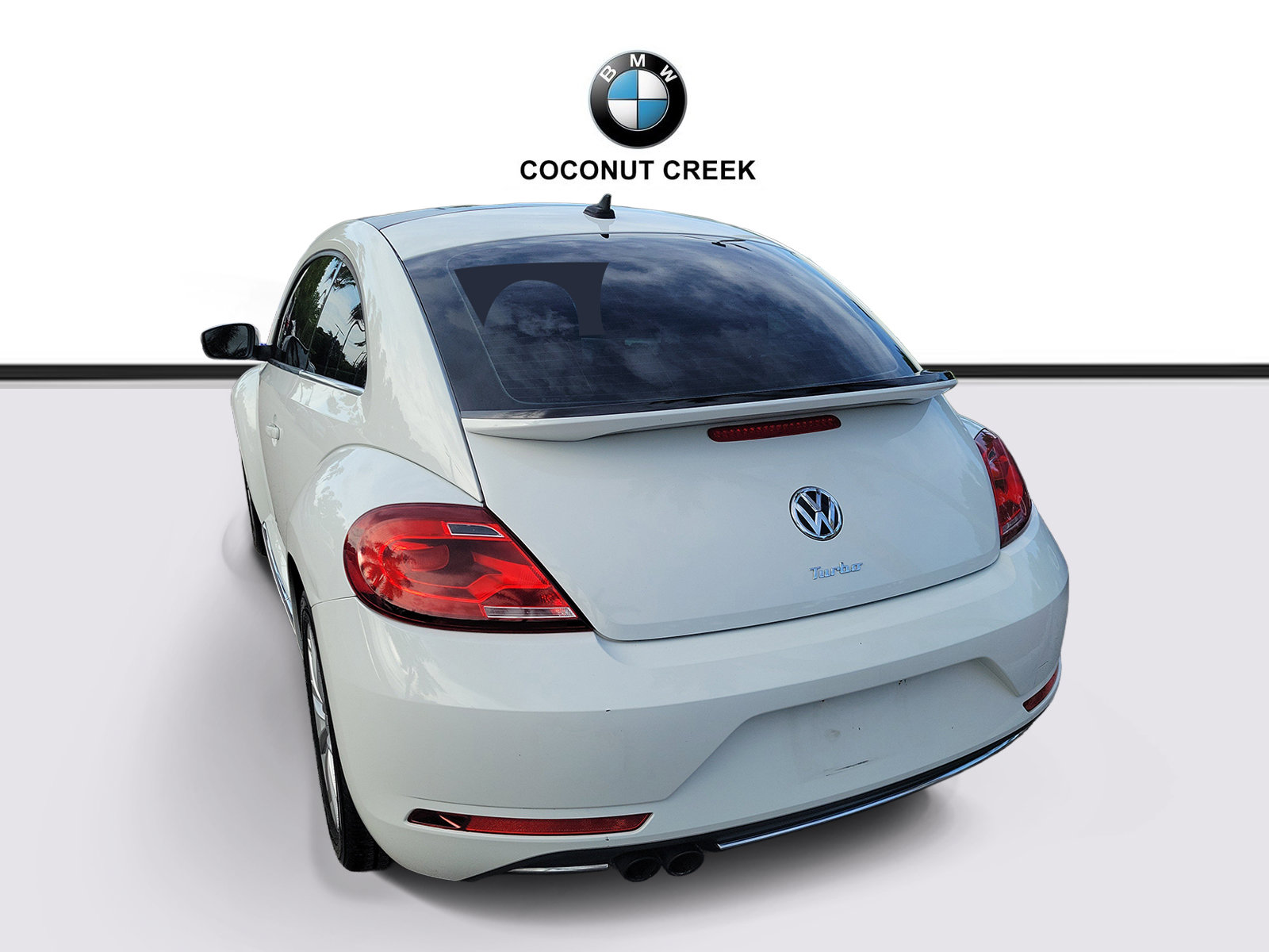 Used 2019 Volkswagen Beetle 2.0T SE FWD image 3