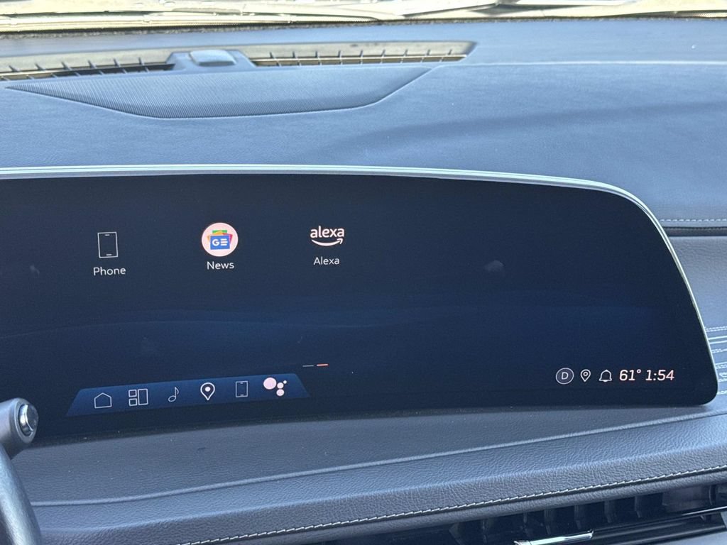 Used 2024 Cadillac XT4 Premium Luxury AWD/4WD image 11