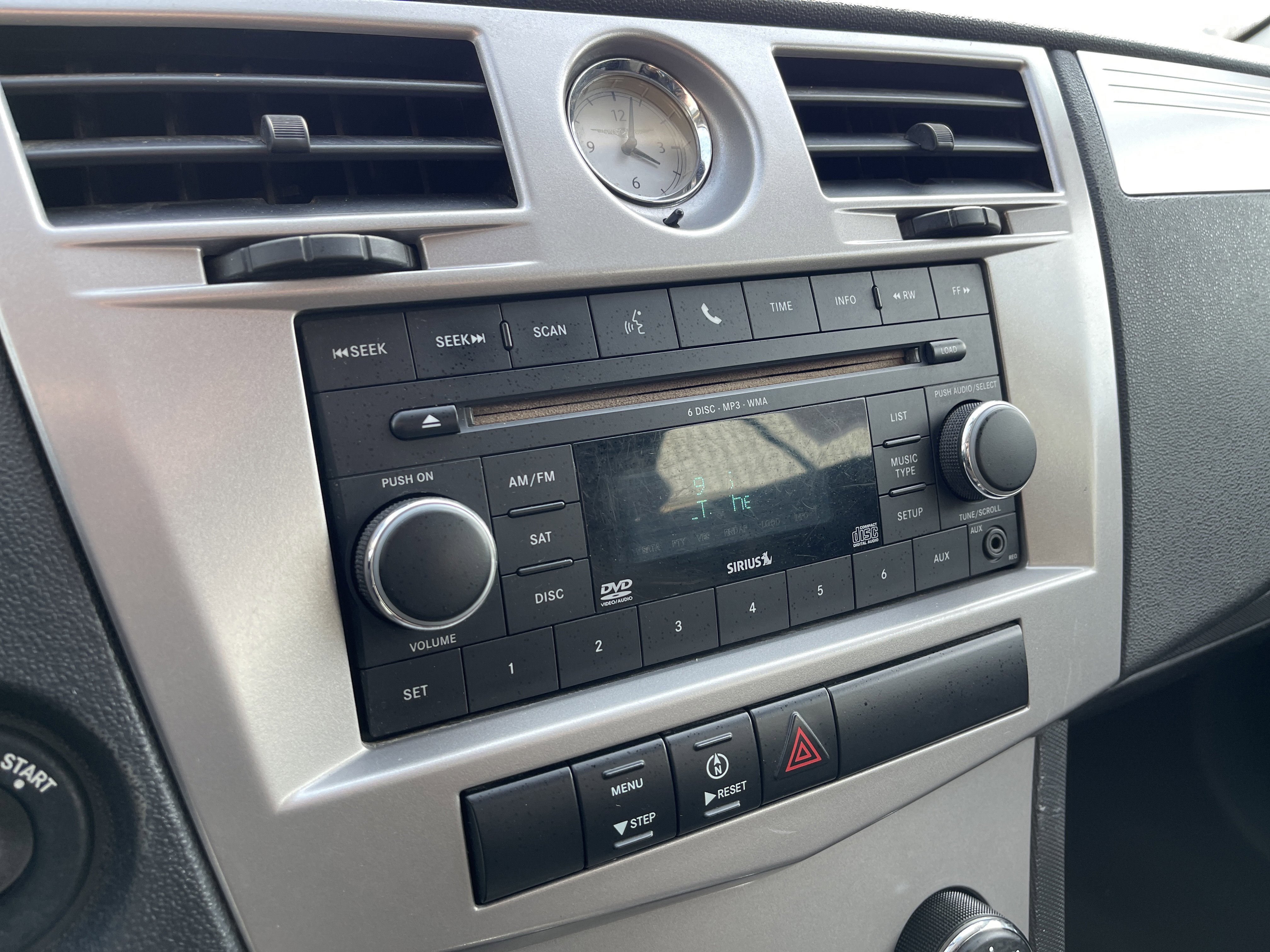 Used 2010 Chrysler Sebring Touring image 16