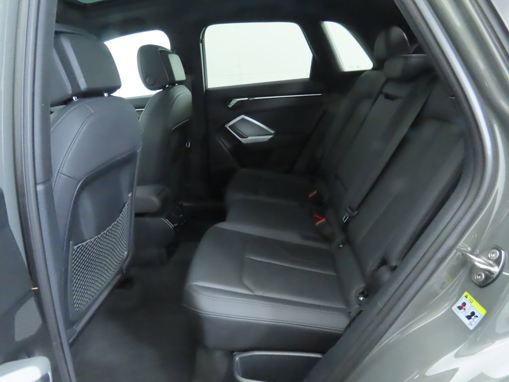 Used 2023 Audi Q3 2.0T Premium w/ Convenience Package image 21
