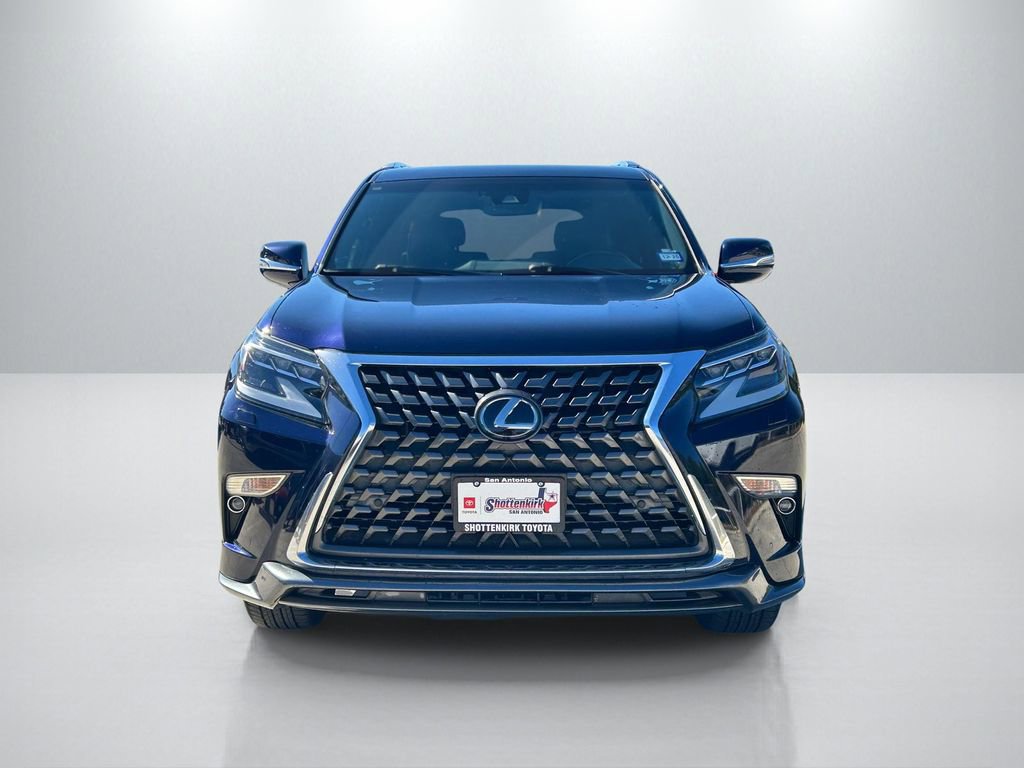 Used 2021 Lexus GX 460 Luxury w/ Sport Design Package AWD/4WD image 2
