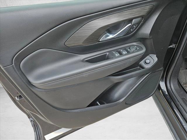 Used 2022 GMC Terrain SLE w/ Driver Convenience Package image 10