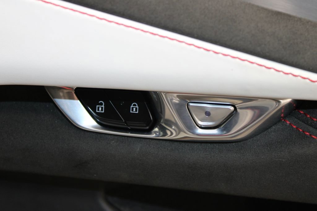 Used 2023 Chevrolet Corvette Stingray Premium Conv RWD image 26