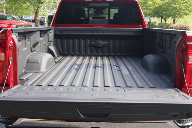 Used 2026 Chevrolet Silverado 3500 LTZ w/ LTZ Convenience Package AWD/4WD image 23