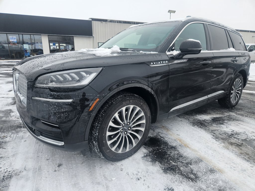 Used 2023 Lincoln Aviator Reserve w/ Class IV Trailer Tow Package