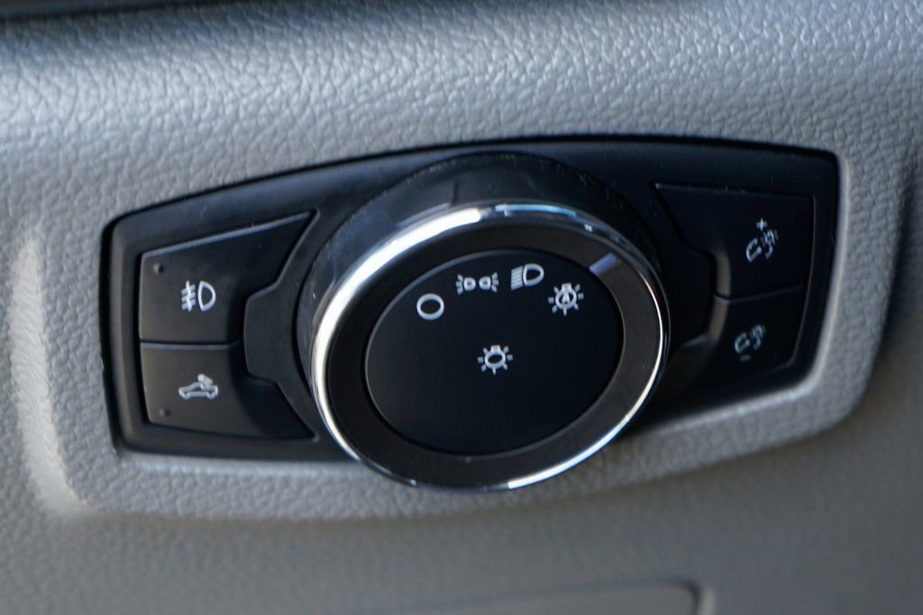 Used 2020 Ford F350 XLT w/ XLT Value Package image 18