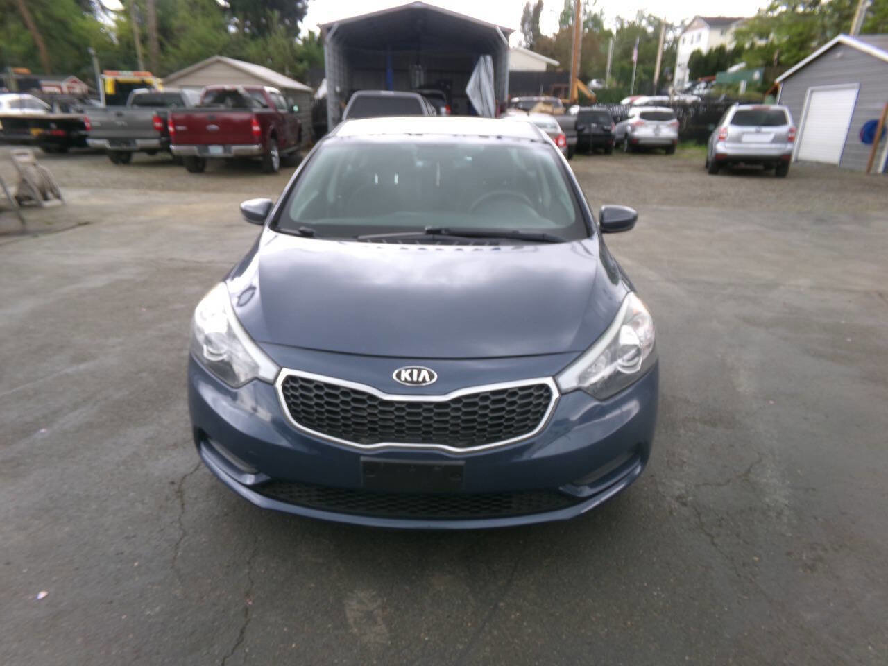 Used 2016 Kia Forte LX FWD image 2