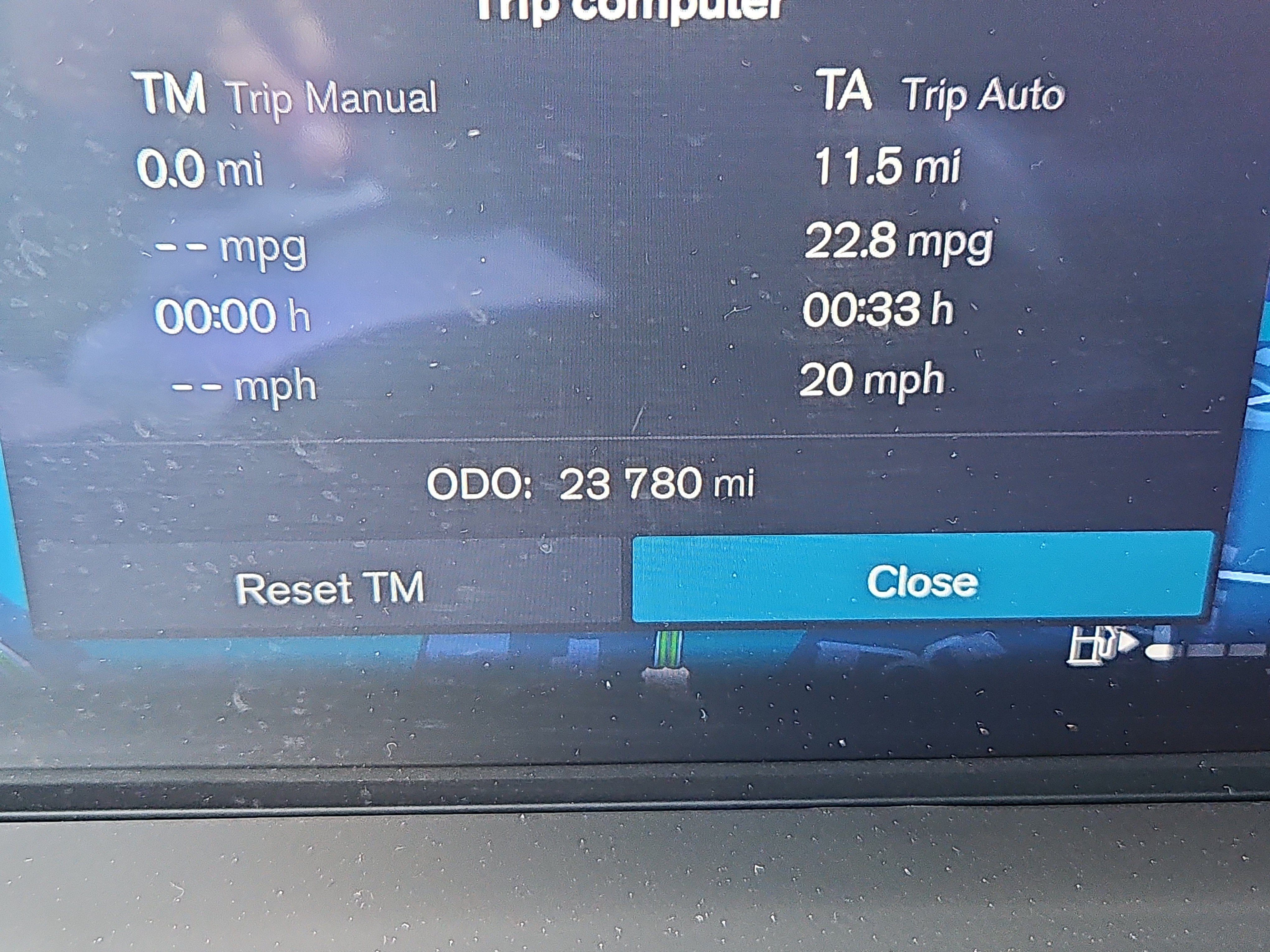 Used 2025 Volvo XC60 B5 Plus AWD/4WD image 6