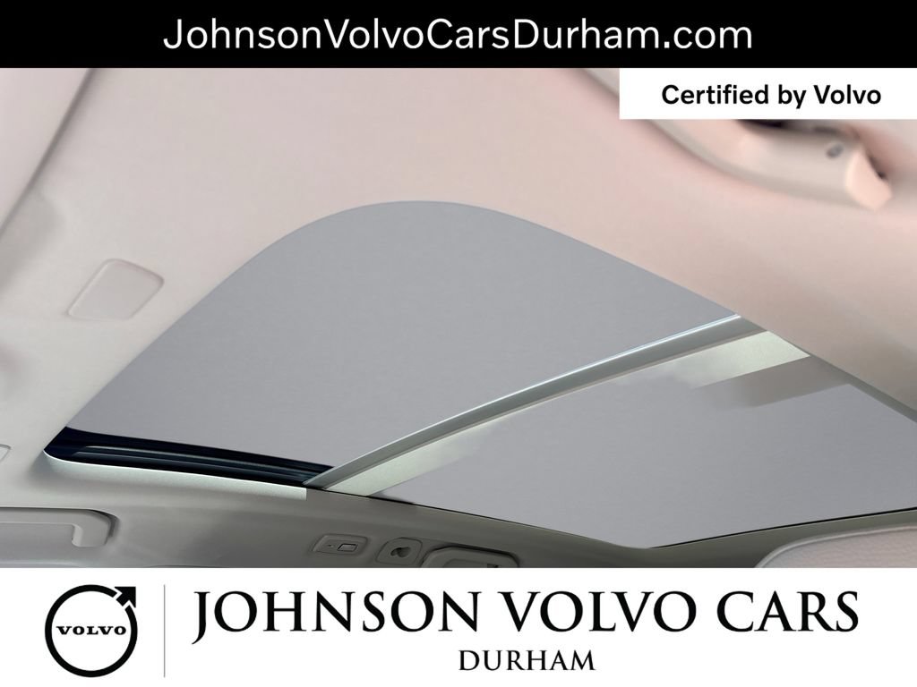 Certified 2025 Volvo V60 B5 Cross Country Plus AWD/4WD image 17