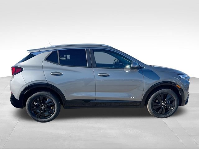 Used 2026 Buick Encore GX Sport Touring w/ Comfort Package AWD/4WD image 9