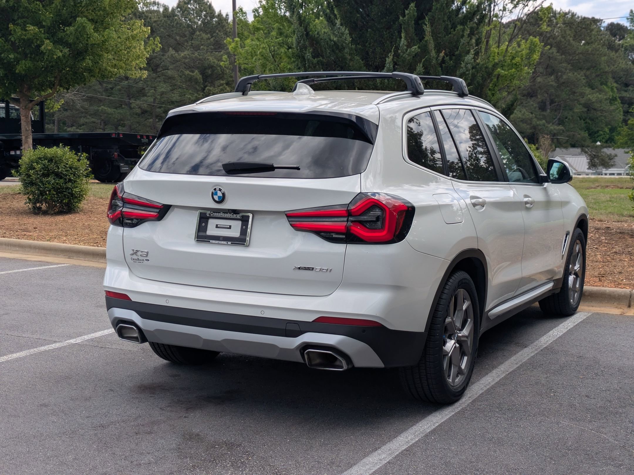 Used 2022 BMW X3 xDrive30i w/ Premium Package 2 AWD/4WD image 3