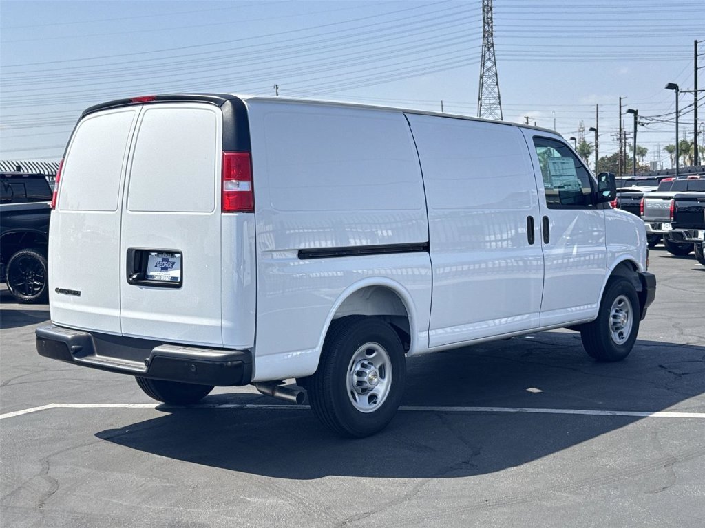New 2026 Chevrolet Express 2500 w/ Driver Convenience Package RWD image 5