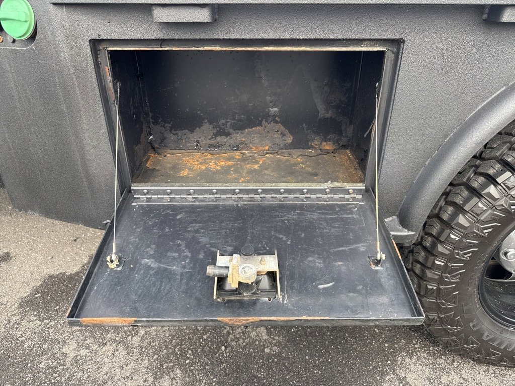 Used 2017 Ford F350 Lariat w/ Chrome Package image 14