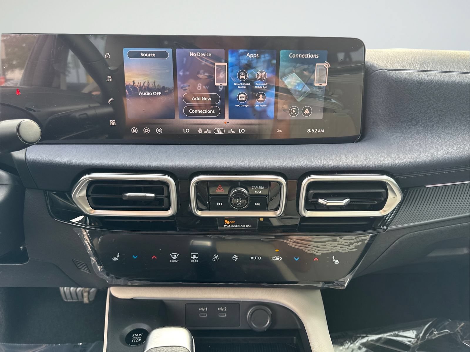 New 2026 Nissan Sentra SL w/ Floor Mat Package FWD image 25