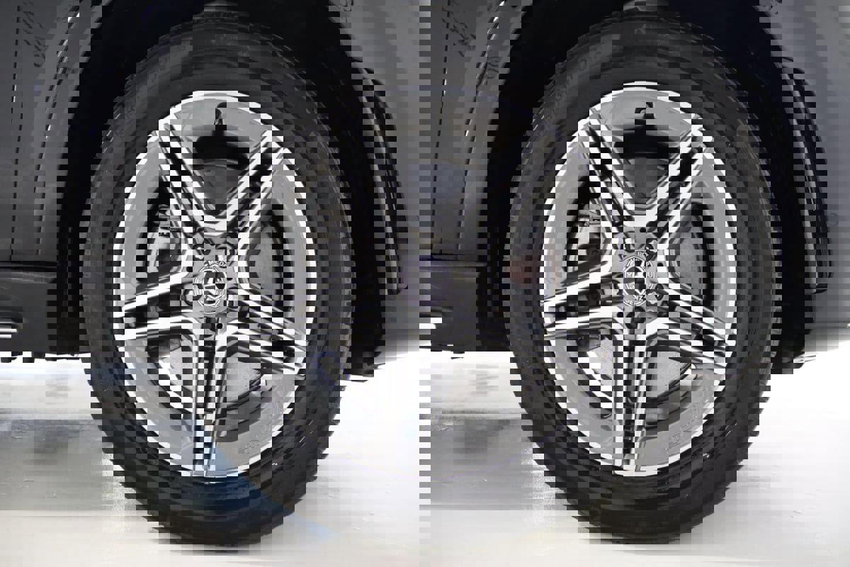 Used 2022 Mercedes-Benz GLE 450 4MATIC image 91