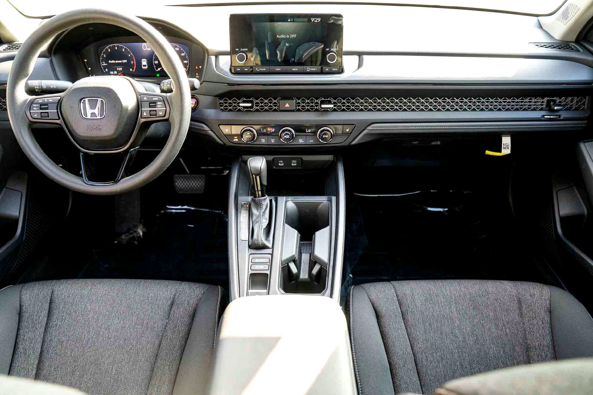 Certified 2025 Honda Accord SE image 24