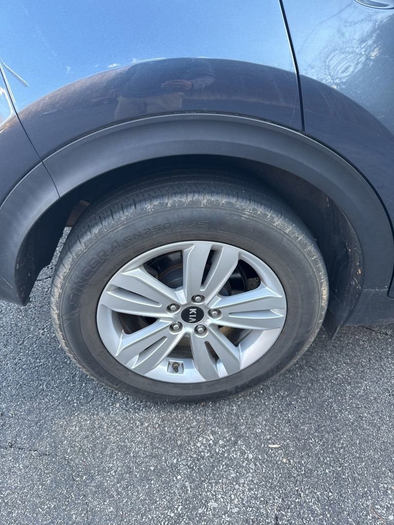 Used 2018 Kia Sportage LX image 13