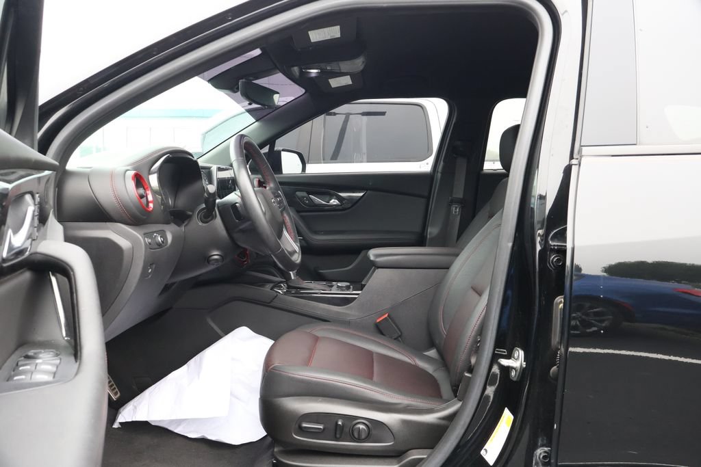 Used 2021 Chevrolet Blazer RS w/ Enhanced Convenience Package AWD/4WD image 11