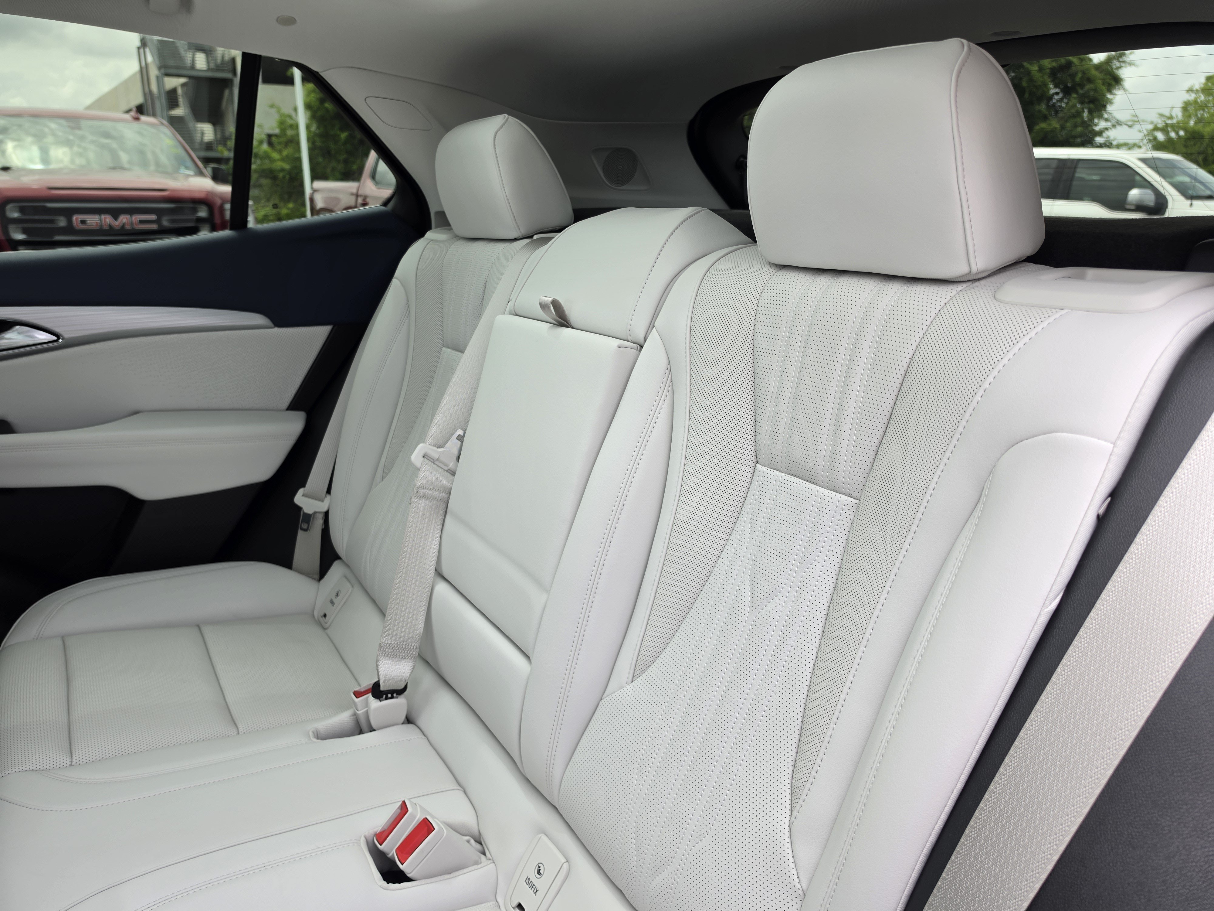 Used 2026 Buick Envision Avenir AWD/4WD image 9
