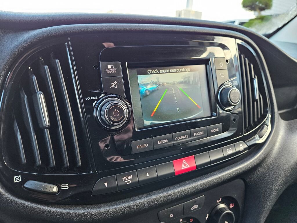 Used 2017 RAM ProMaster City Tradesman SLT w/ Rear Back-up Camera Group image 27