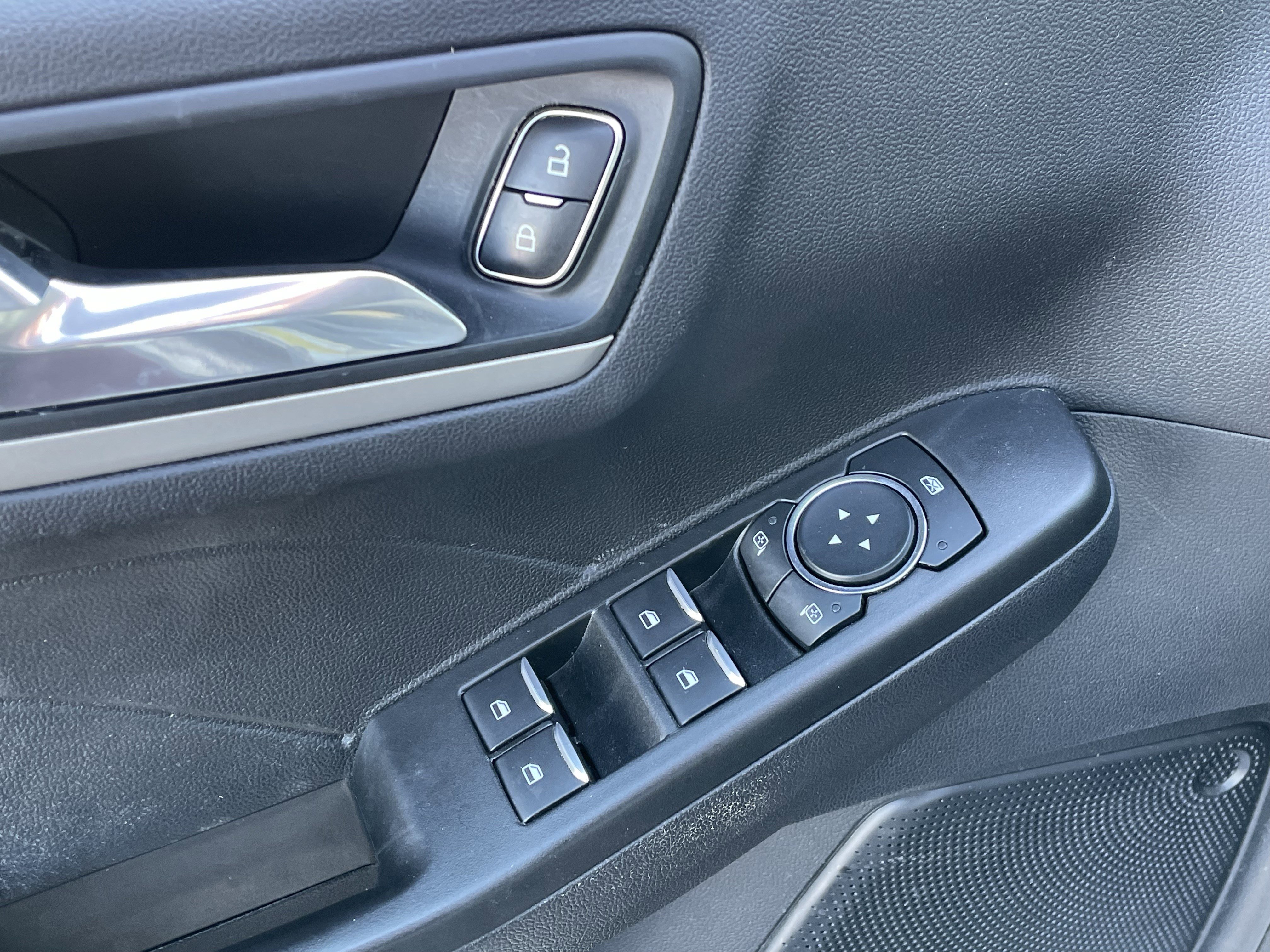 Used 2021 Ford Escape SE w/ Convenience Package image 13