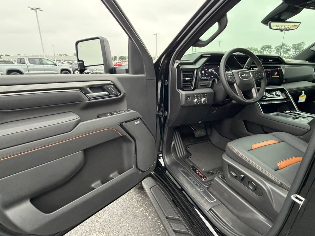 New 2026 GMC Sierra 2500 AT4 w/ AT4 Premium Plus Package AWD/4WD image 23