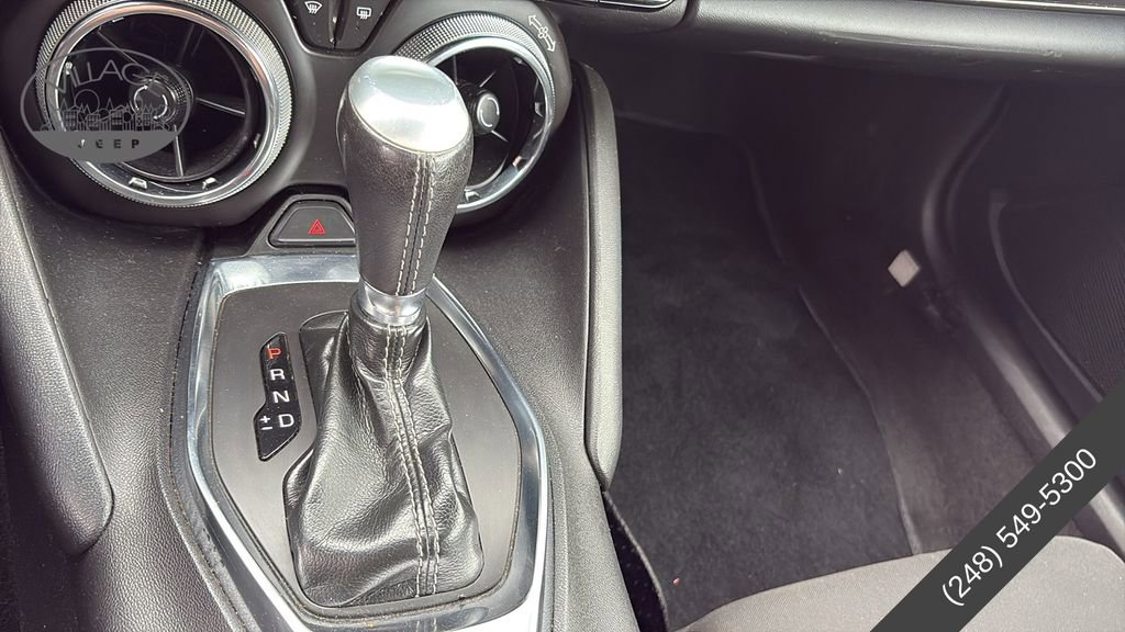Used 2019 Chevrolet Camaro LT RWD image 21