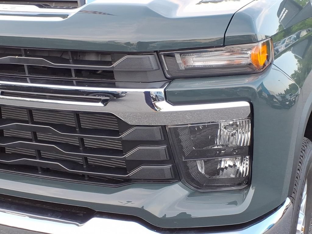 New 2026 Chevrolet Silverado 2500 LT w/ Safety Package AWD/4WD image 8