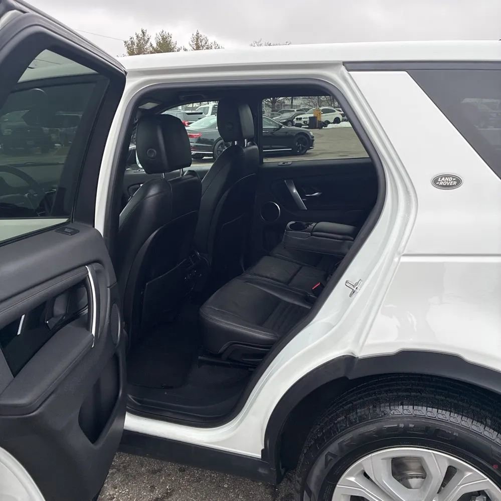 Used 2020 Land Rover Discovery Sport S image 6