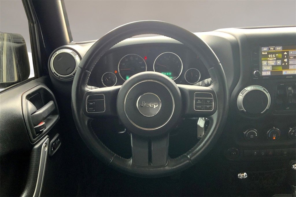 Used 2016 Jeep Wrangler Unlimited Sahara w/ Dual Top Group image 5