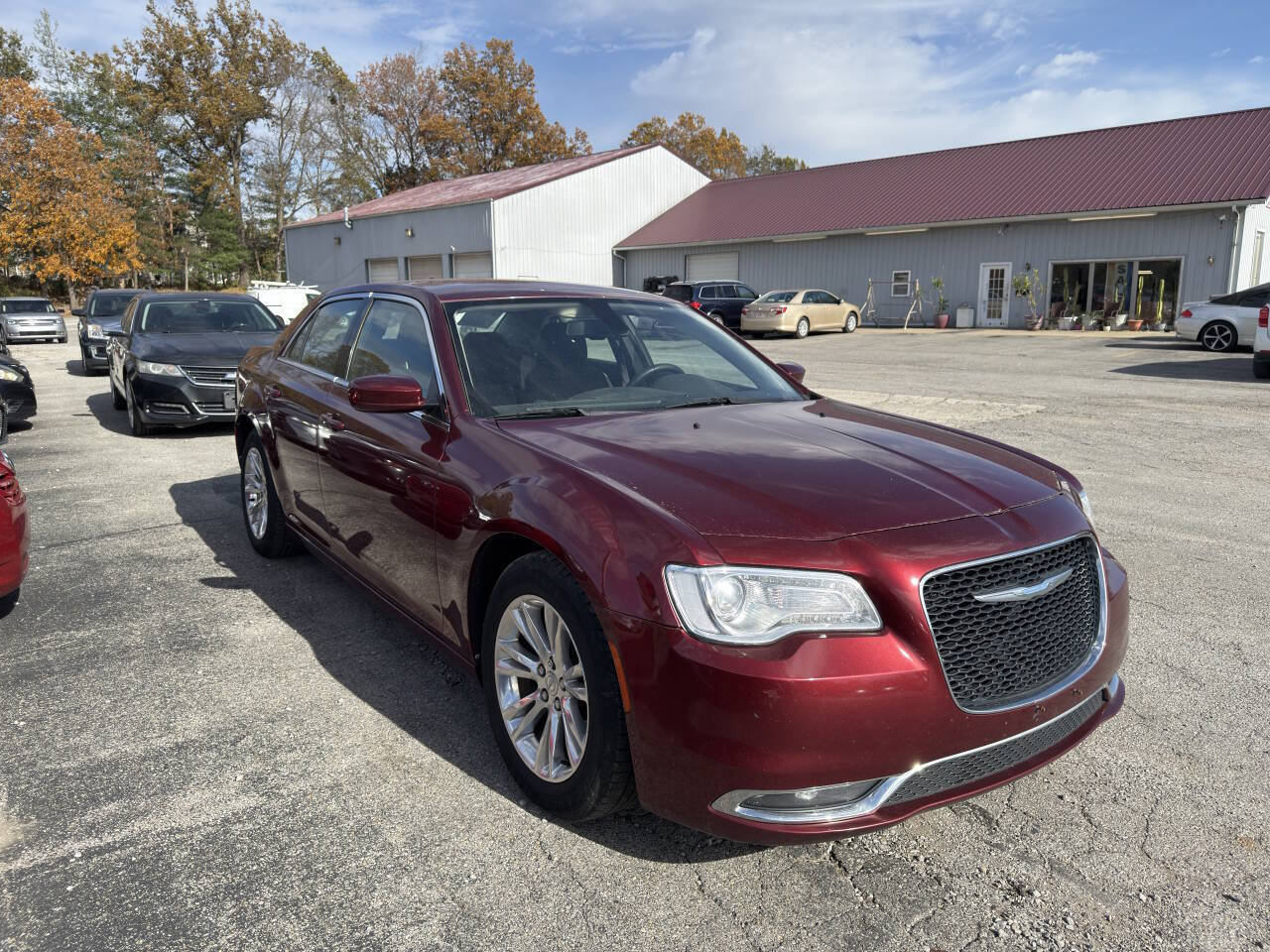 Used 2018 Chrysler 300 Touring w/ Driver Convenience Group image 5