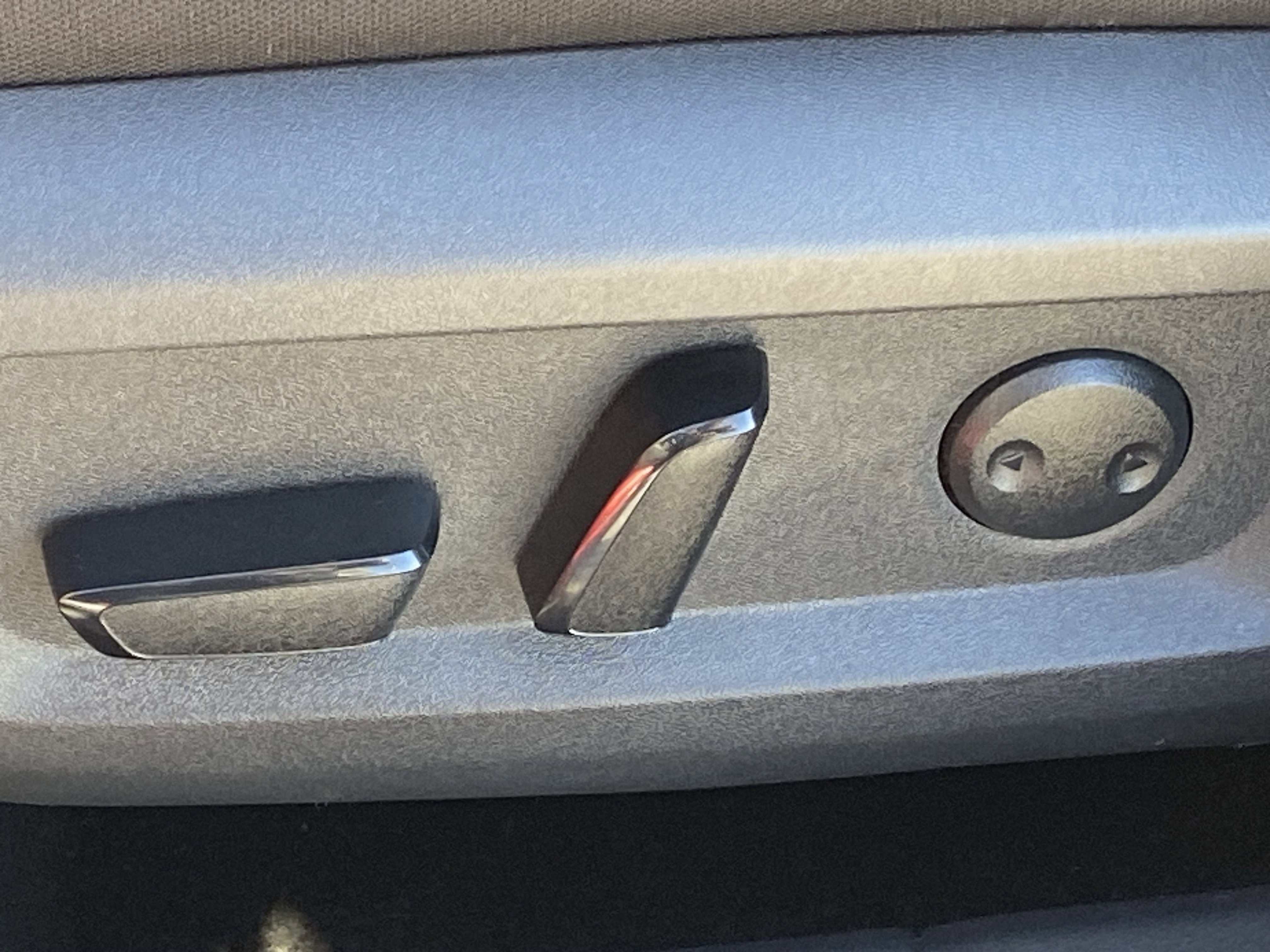 Used 2021 Nissan Rogue SV image 28