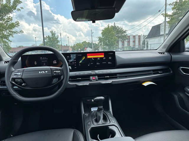New 2026 Kia K4 EX FWD image 3