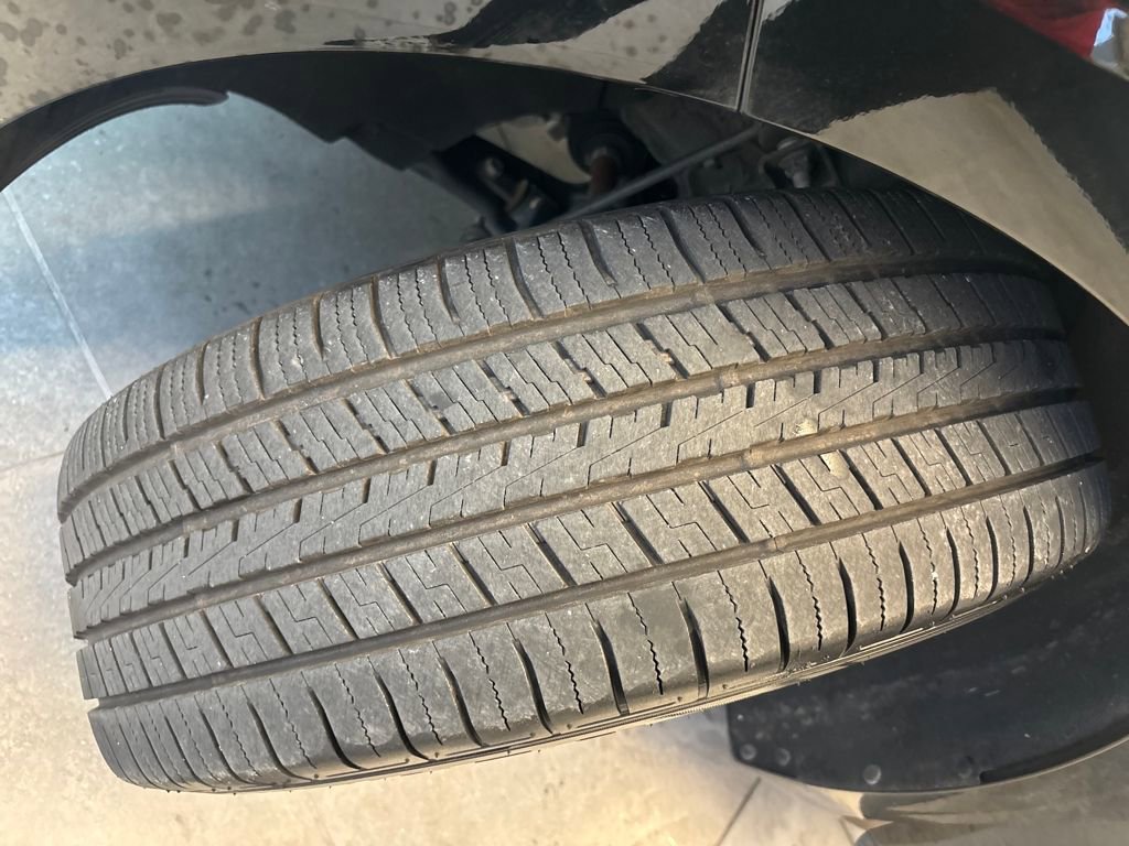 Certified 2022 Kia Carnival EX image 38