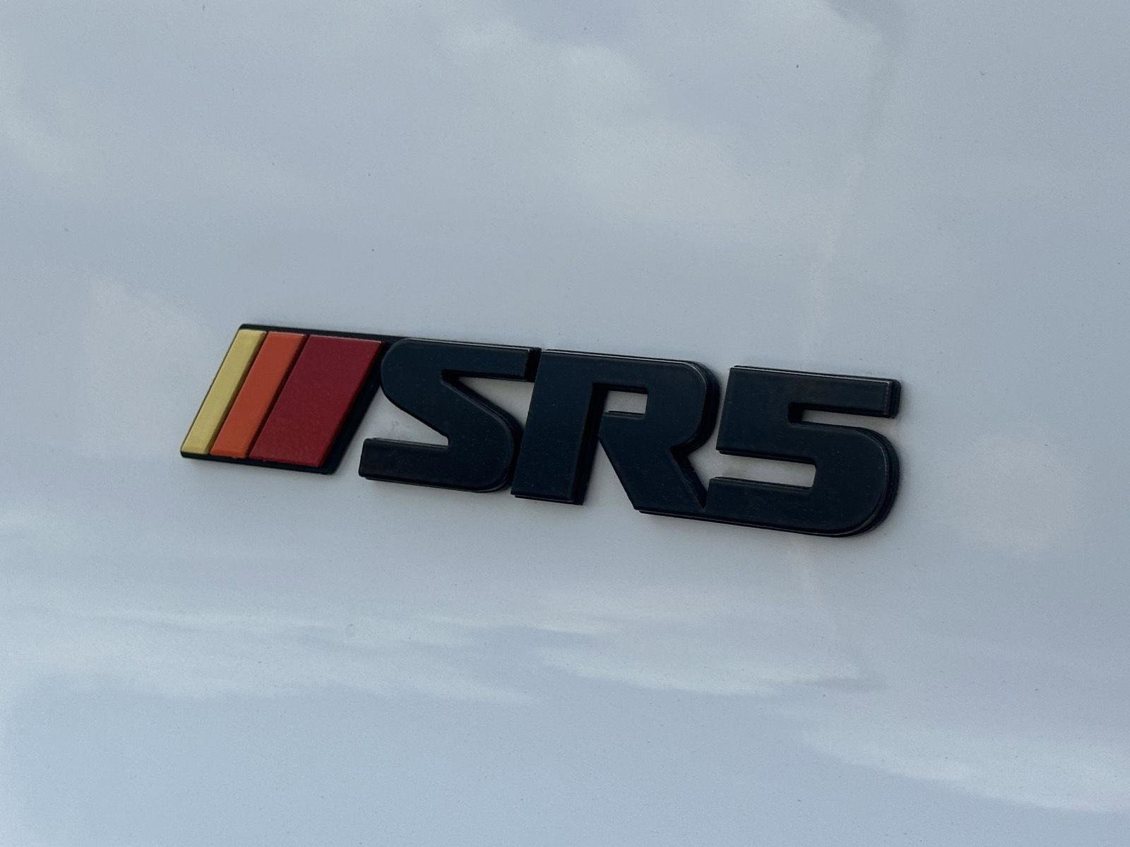 Used 2018 Toyota 4Runner SR5 image 10