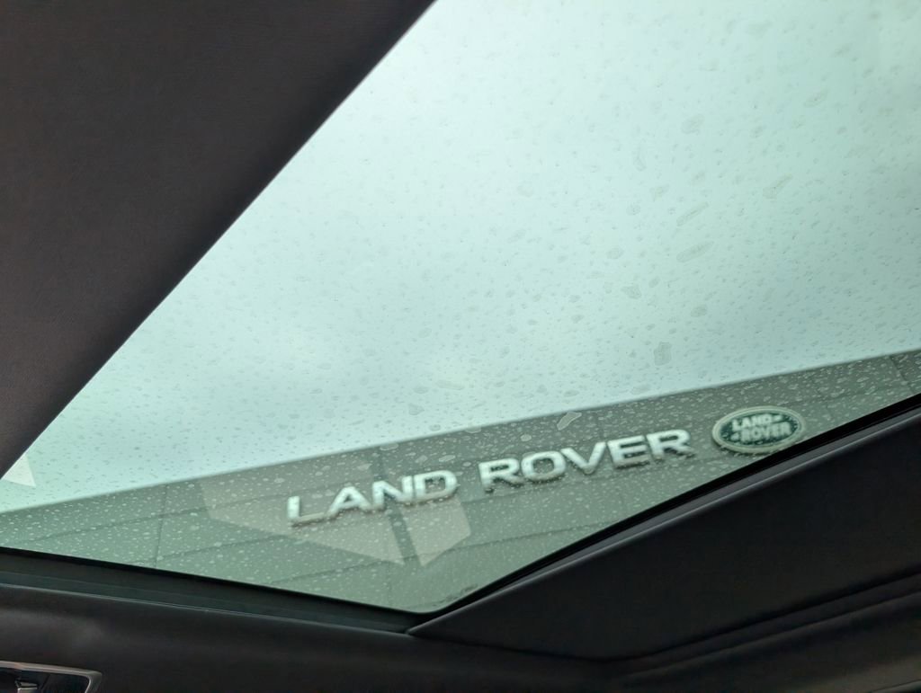 Used 2023 Land Rover Range Rover SE image 21